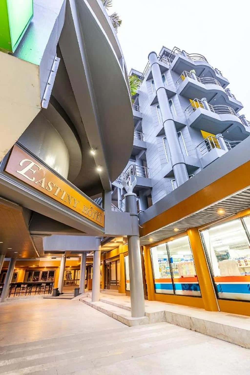 伊斯提尼飯店